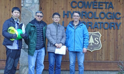 visiting_scientists_at_Coweeta_Dec2016.jpg